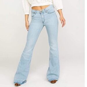NWT WOMENS WRANGLER HIGH RISE RAW HEM WIDE LEG JEANS